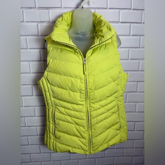 Talbots bright yellow-chartreuse women’s Puffer Vest - Size L - Picture 2 of 10